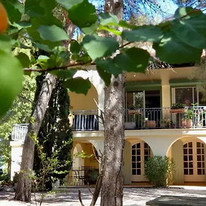 Le Laou Couette-café Mimet